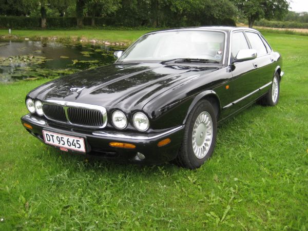 Jaguar XJ v8